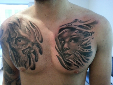 Brust tattoo männer motive