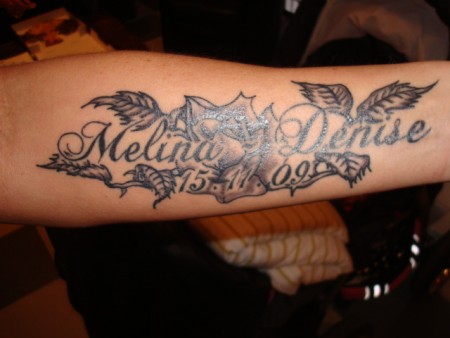 Unterarm schrift tattoo frau Tattoo Unterarm