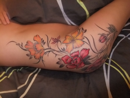 Blumen-Tattoo: blumen ranke