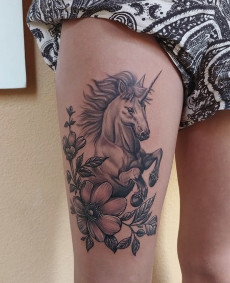 einhorn-Tattoo: Unicorn Tattoo