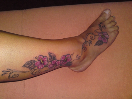 Tattoos Zum Stichwort Blumenranke Tattoo Bewertungde Lass Deine