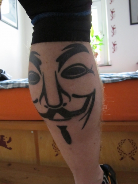 Wade _ Guy-Fawkes-Maske (Anonymous)