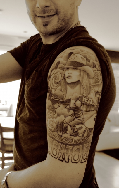 Mann tattoo bedeutung freiheit Schwalbe