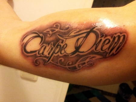 Rezo Carpe Diem Tattoos Von Tattoo Bewertung De