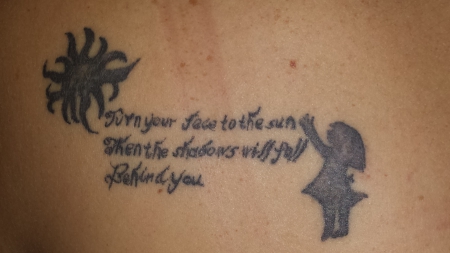 schultertattoo