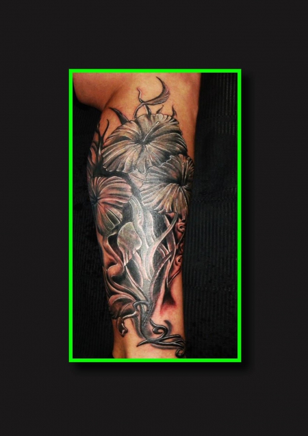 Cover Up Blumen Black & Gray