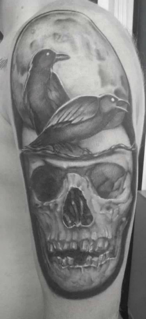 Skull und Raben