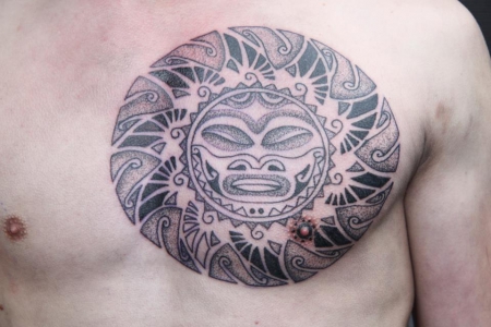 schulter maori-Tattoo: Maori/Polynesian Sun DOtwork