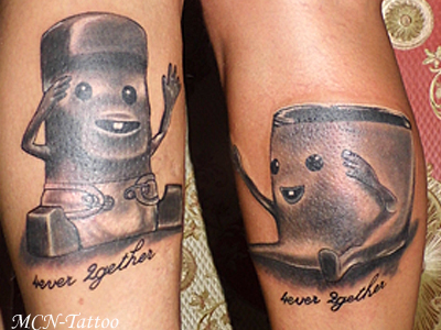 Partnertattoo Milky und Schoki-frisch gestochen-