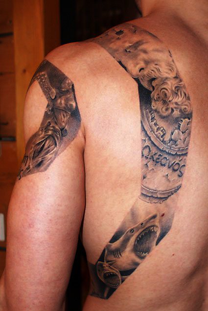 Griechischer Arm Hinten