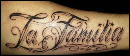 Dinchen2o12 La Familia Tattoos von TattooBewertung.de