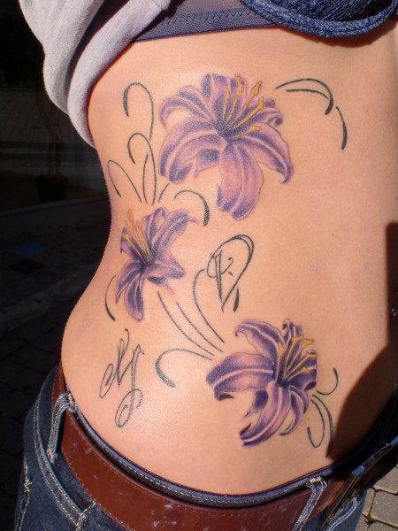 Lilien  + Schnörkel