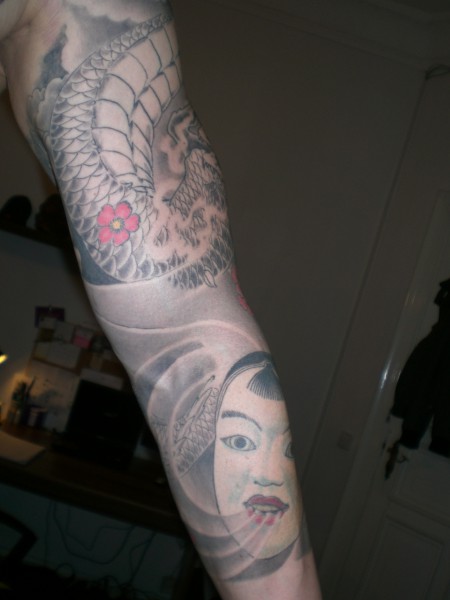 Drache mit Oni und Geisha