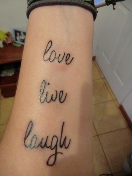 love live laugh