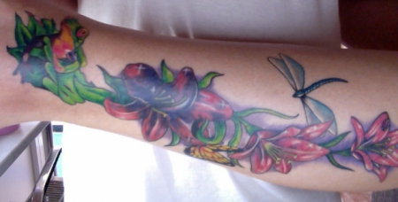 frosch-Tattoo: Frosch,Blume,Libelle