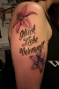 Blumen mit Schrift
