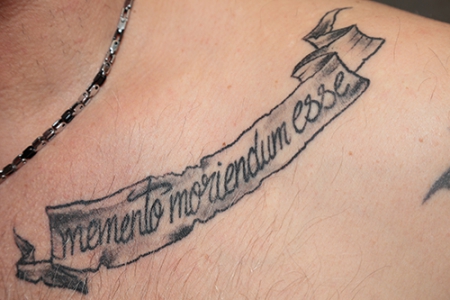 memento moriendum esse