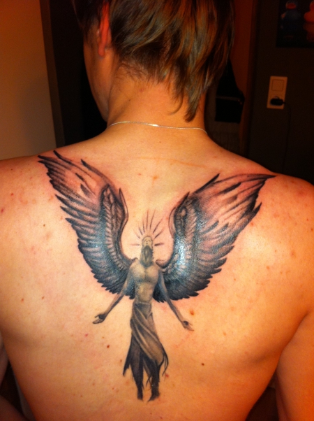 Rücken Tattoo mein erstes