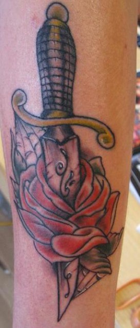 Oldschool Dagger and Rose