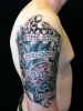 Oberarm Tattoo, Time stays long enough for those who use it.