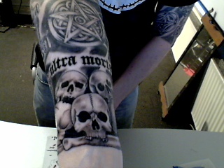  Sleeve