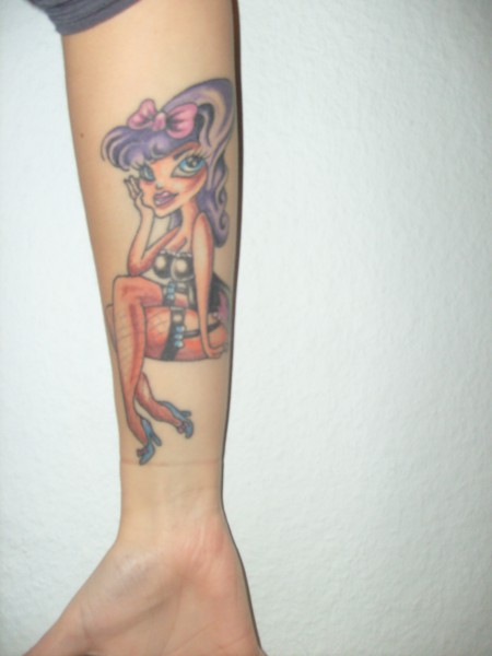 Pin up power (rechter Unterarm)