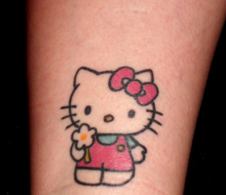 Tattoo meiner Frau Hello Kitty