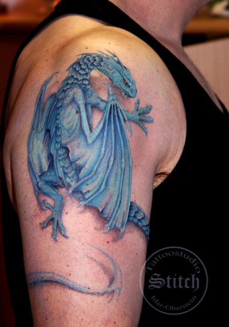 blauer Drache