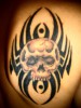 Totenkopf mit Tribals