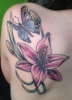 Lilien Schmetterlingtattoo