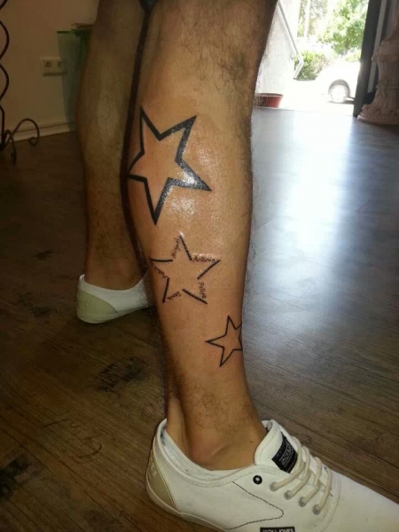 Ein Sternen Tattoo für meine Geschwiester.