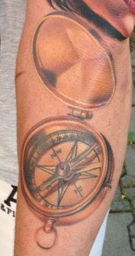 Compass (Teil eines Full Sleeves)