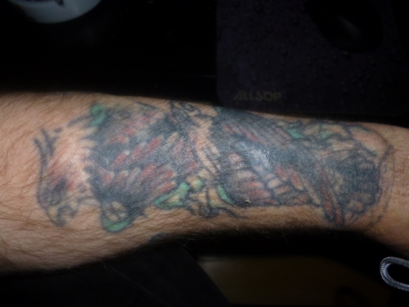 mein erstes tattoo !!!   30 jahre alt ...wie man sieht  :D   / NUR für mein album !