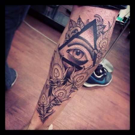 Auge tattoo mit bedeutung hand Augen Tattoo