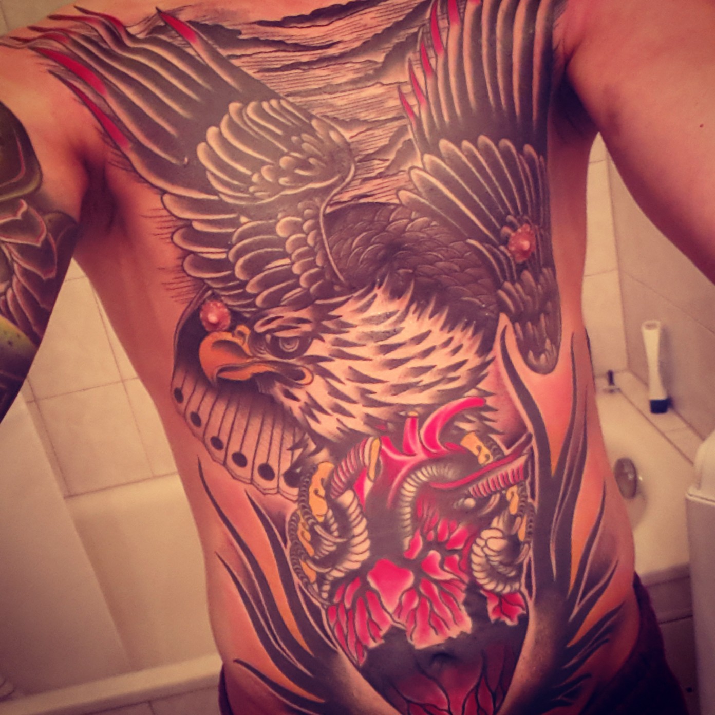 zona tattoo Adler Tatto Brust