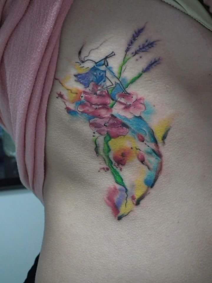 Pipiola Watercolor Blumen Tattoos Von Tattoo Bewertung De