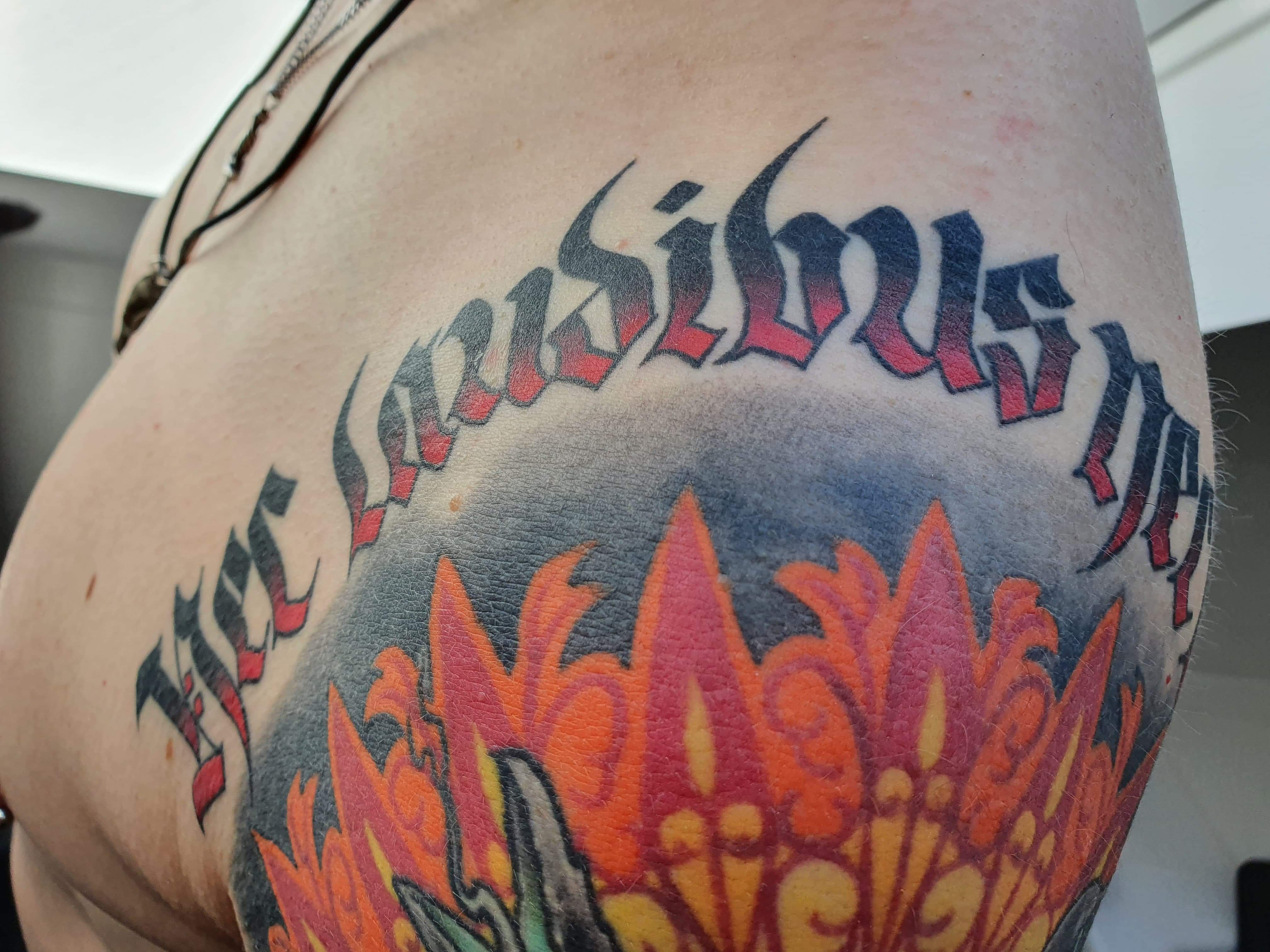 Pugacheva nabirasiga toy uchun nima berdi?