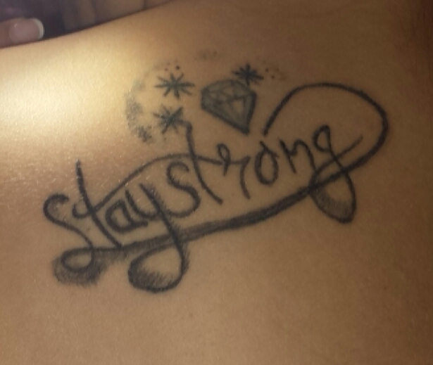 Lischax3 Stay Strong Tattoos Von Tattoo Bewertung De