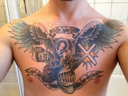 Traditionelles Tattoo/ abgewandeltes Familienwappen