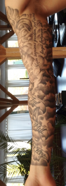 Fullsleeve schwarz weiss
