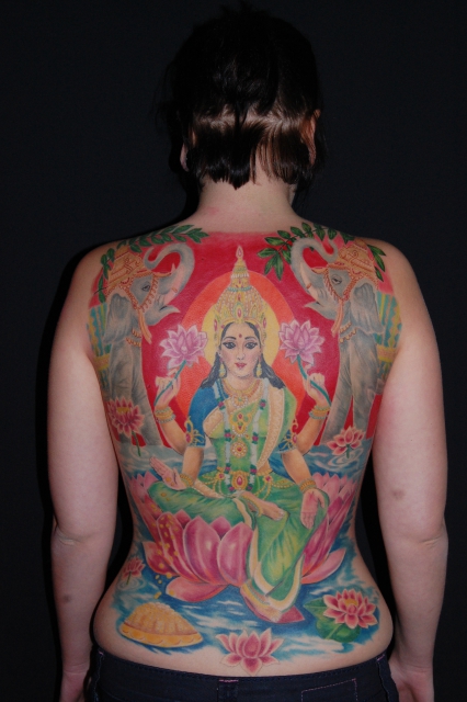 indische göttin, rückentattoo