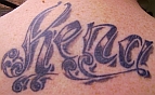 Kena - Nackentattoo
