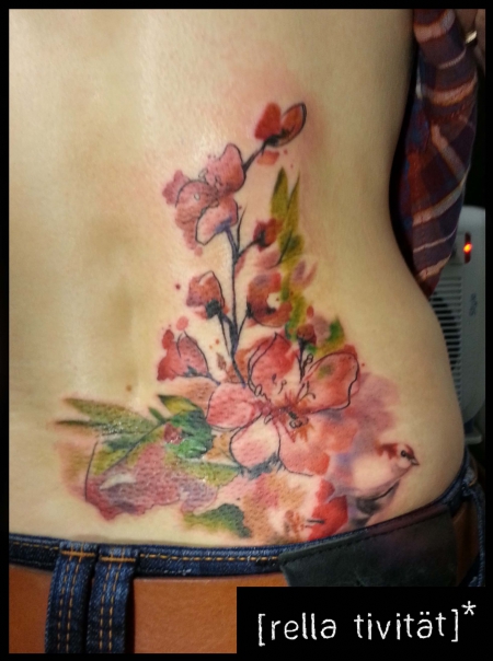 vogel-Tattoo: Kirschblüten Aquarell