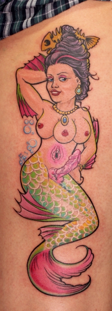 meerjungfrau-Tattoo: mutierte Meerjungfrau