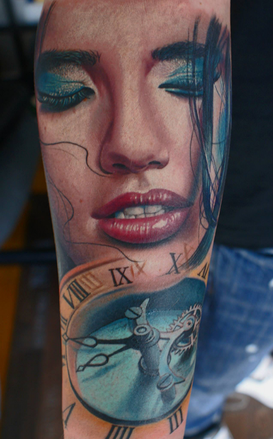augen-Tattoo: Adriana Lima