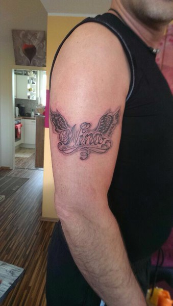 meine erstes tattoo liebesbeweiss
