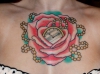 Rose mit Uhr Brust