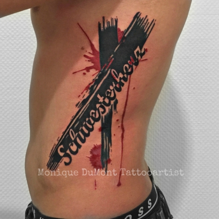sister tattoo geschwisterliebe grunge script