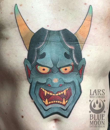 Hannya mit Leberfleck