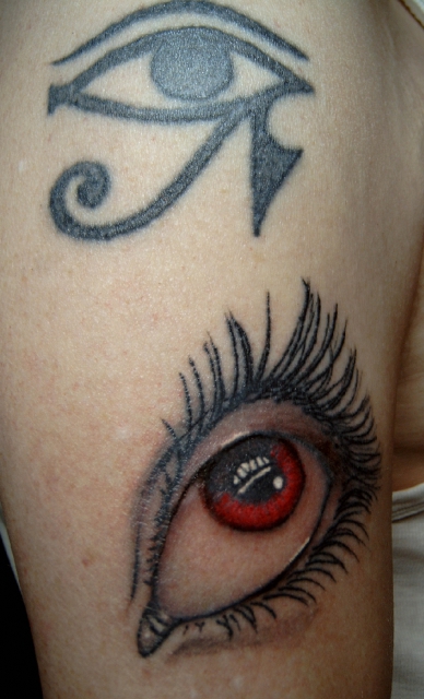 Oldhamburg Auge Tattoos Von Tattoo Bewertung De